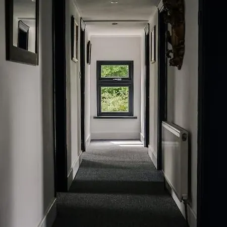 House & Private Pub Kerry - Large Groups Up To 26 People Дом отдыха Кенмар