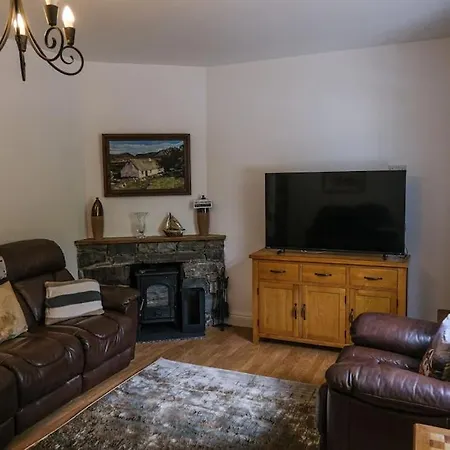 House & Private Pub Kerry - Large Groups Up To 26 People * Кенмар