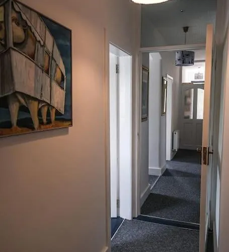 House & Private Pub Kerry - Large Groups Up To 26 People *