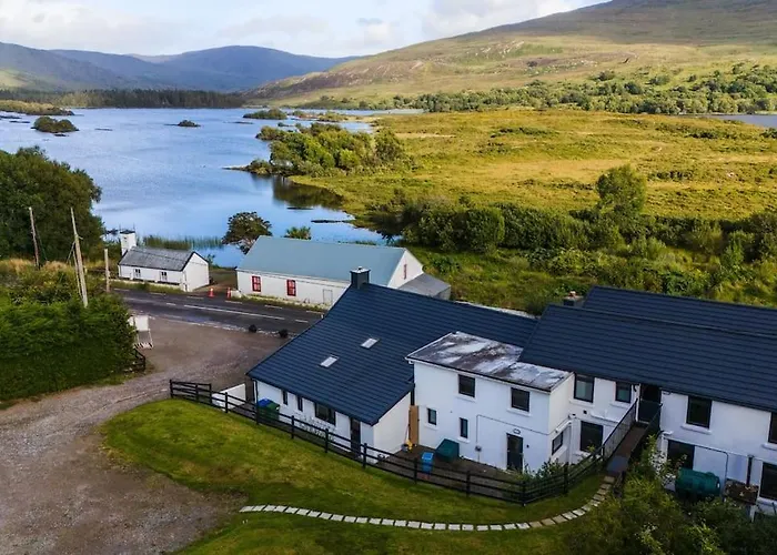 Dom wakacyjny House & Private Pub Kerry - Large Groups Up To 26 People